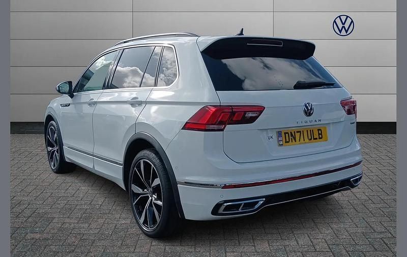 Used VW Tiguan R-line 200 HP (147 kW) 2022 White SUV