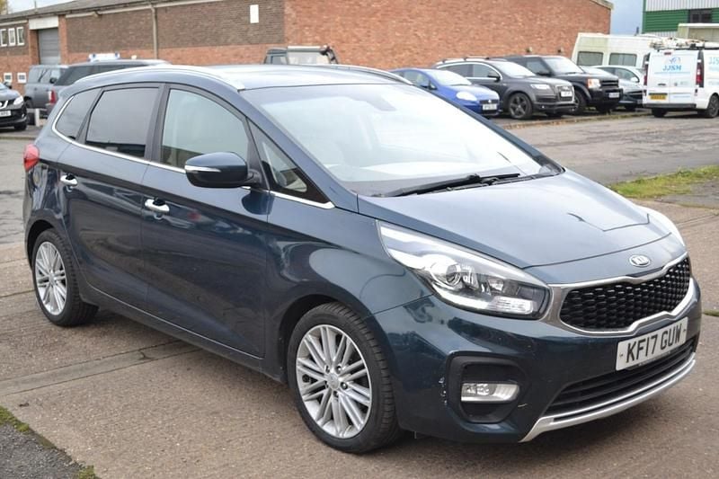 Blue Used 2017 Kia Carens 3 MPV | £4,995 (Fair price) - Image 1/3
