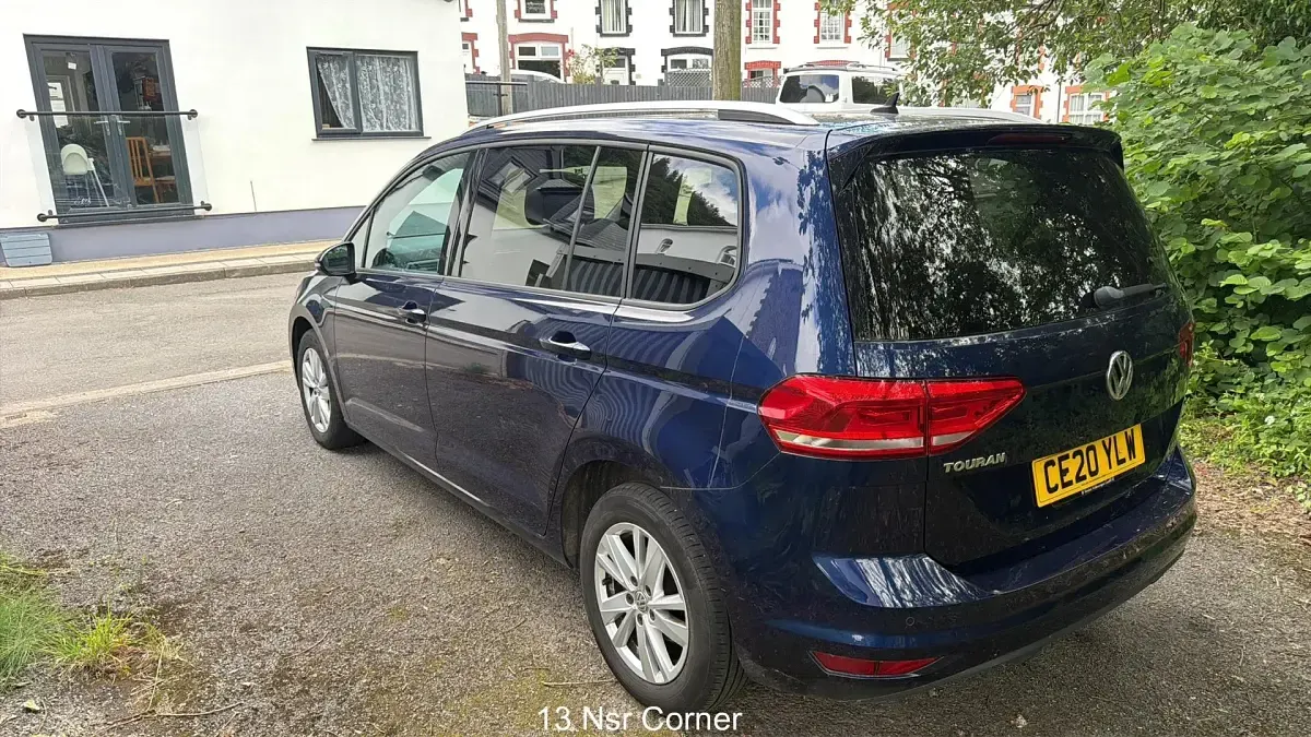 Used VW Touran Family 150 HP (110 kW) 2020 Blue MPV