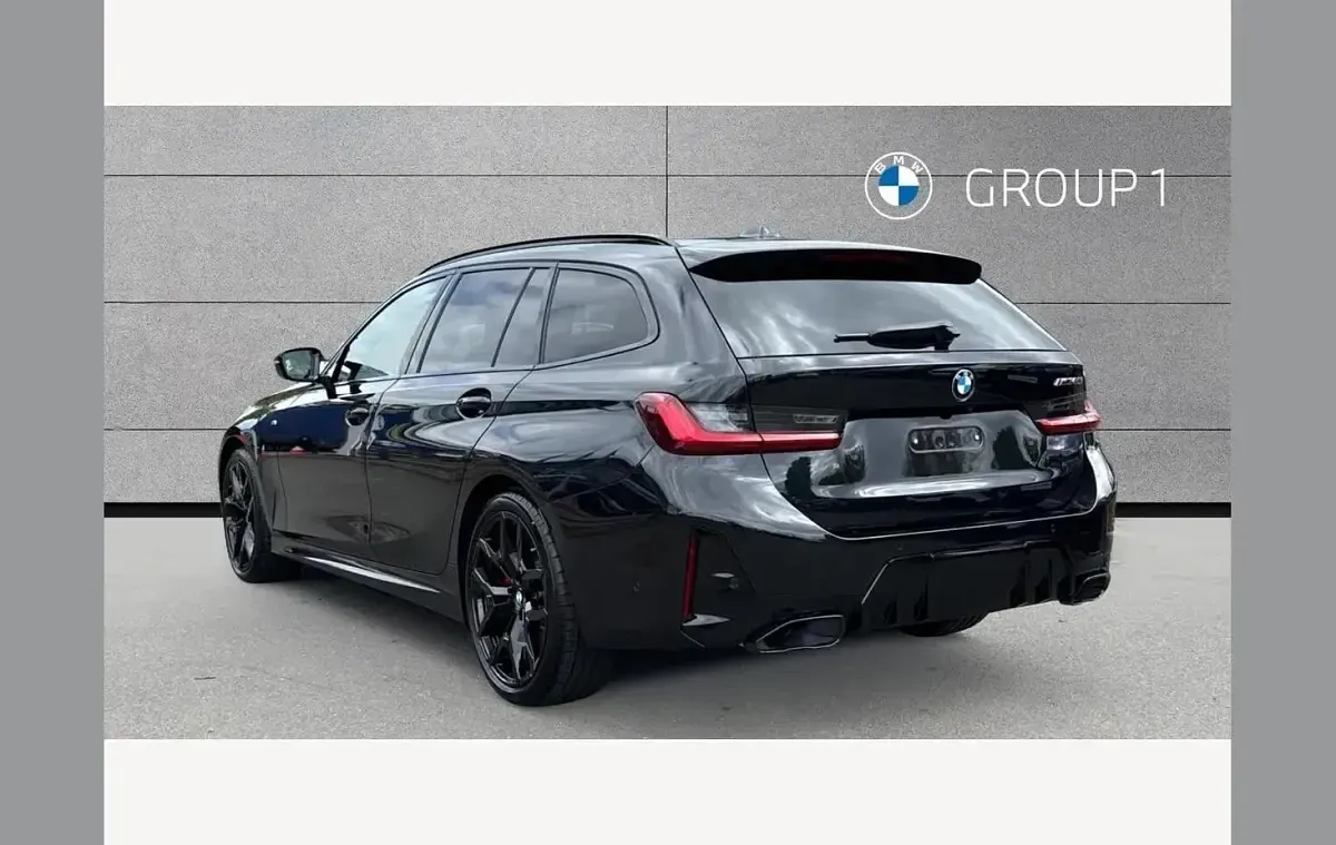 Used BMW 502 M Sport 386 HP (283 kW) 2026 Black Estate
