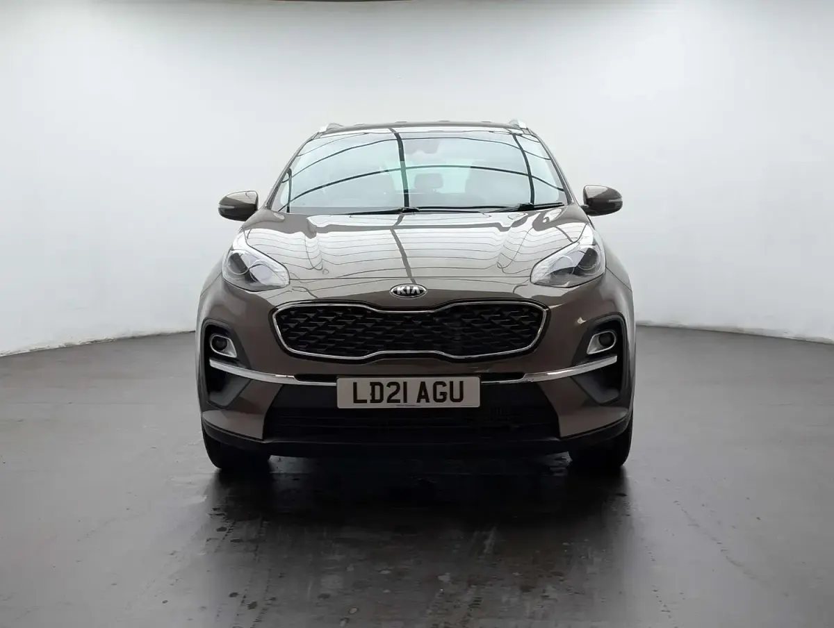 Używany Kia Sportage 134 KM (98 kW) 2021 Brązowy SUV