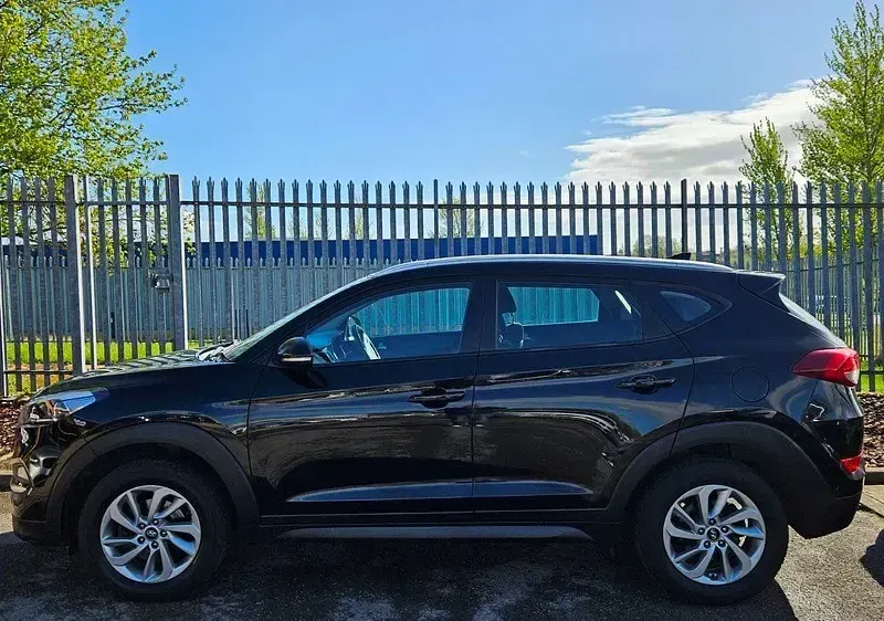 Używany Hyundai Tucson SE 132 KM (97 kW) 2017 Czarny SUV