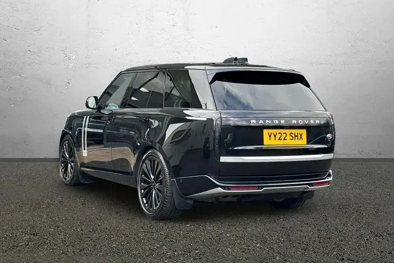 Używany Land Rover Range Rover First Edition 2022 Czarny SUV