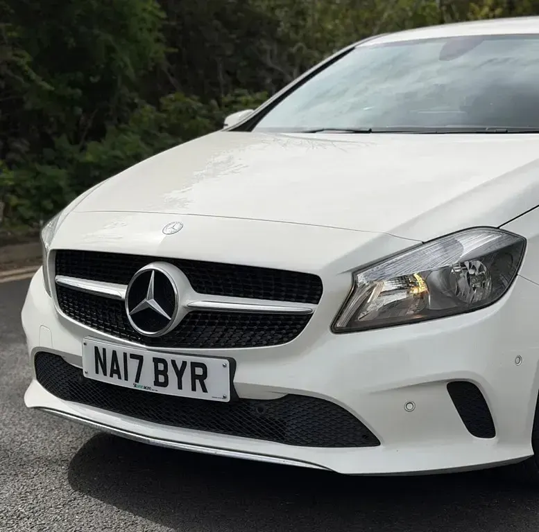 Begagnad Mercedes A160 Executive 2017 Vit Halvkombi