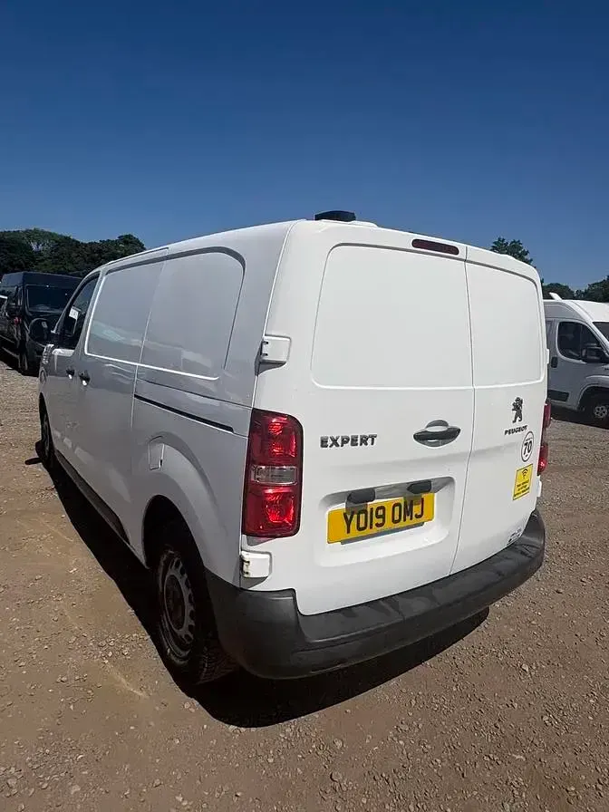 Used Peugeot Expert 2019 White Van