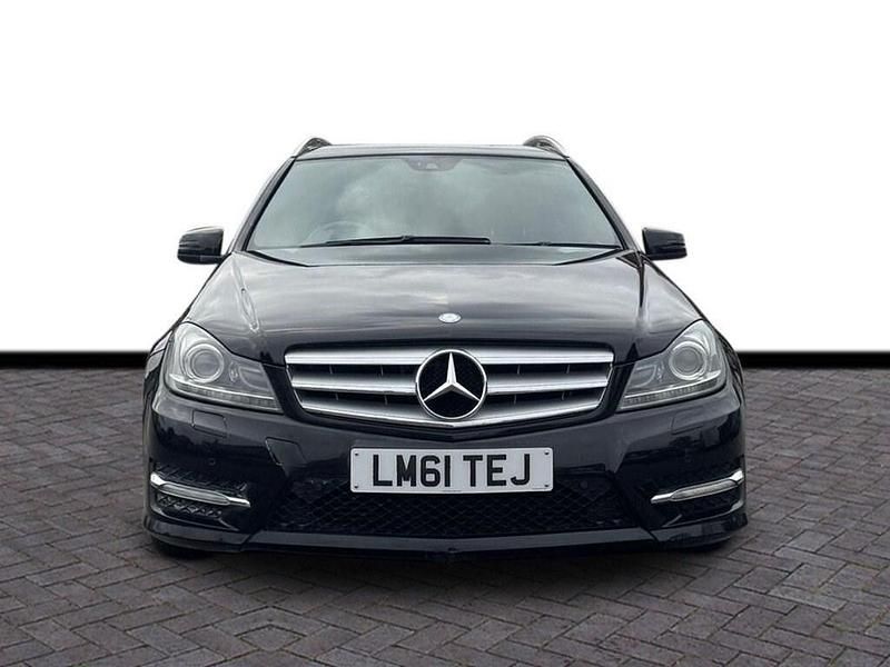 Begagnad Mercedes C250 Sport Edition 2011 Svart Kombi