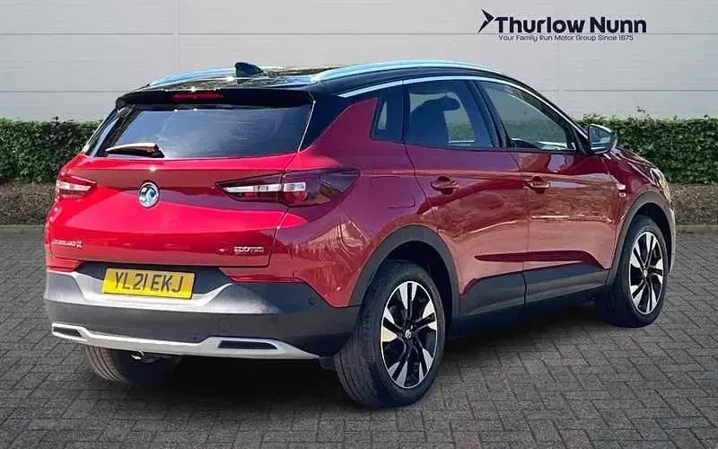 Used Vauxhall Grandland X Edition 131 HP (96 kW) 2021 Red SUV