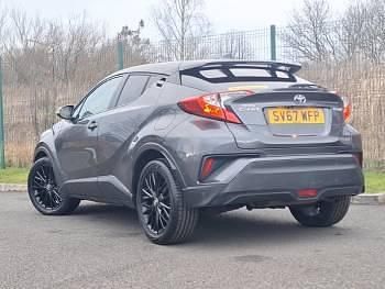Used Toyota C-HR 122 HP (89 kW) 2017 Grey SUV