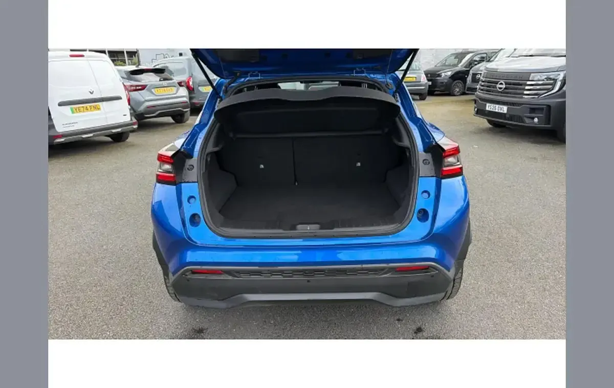 Used Nissan Juke Tekna 143 HP (105 kW) 2025 Blue SUV