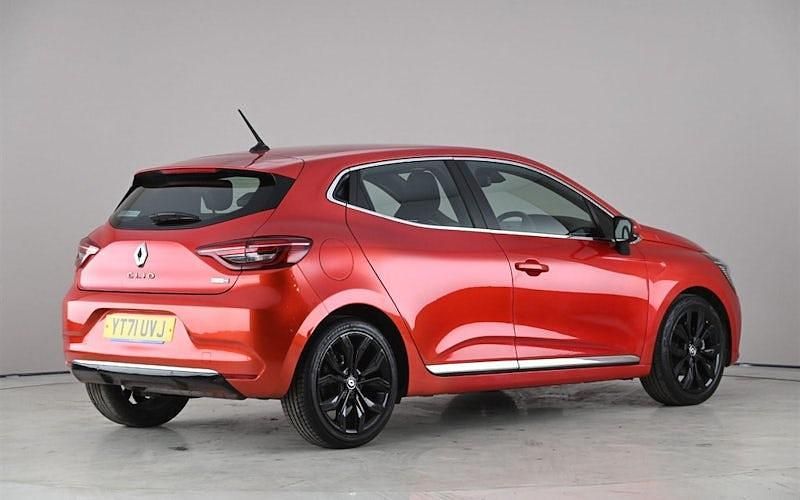 Używany Renault Clio V Version S 140 KM (102 kW) 2022 Czerwony Hatchback