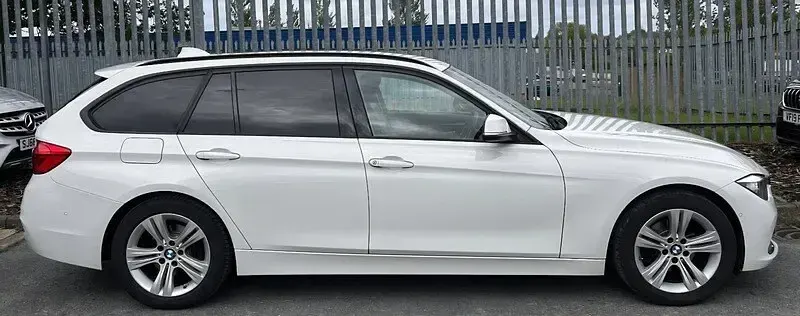Used BMW 316 Sport Line 116 HP (85 kW) 2017 White Estate