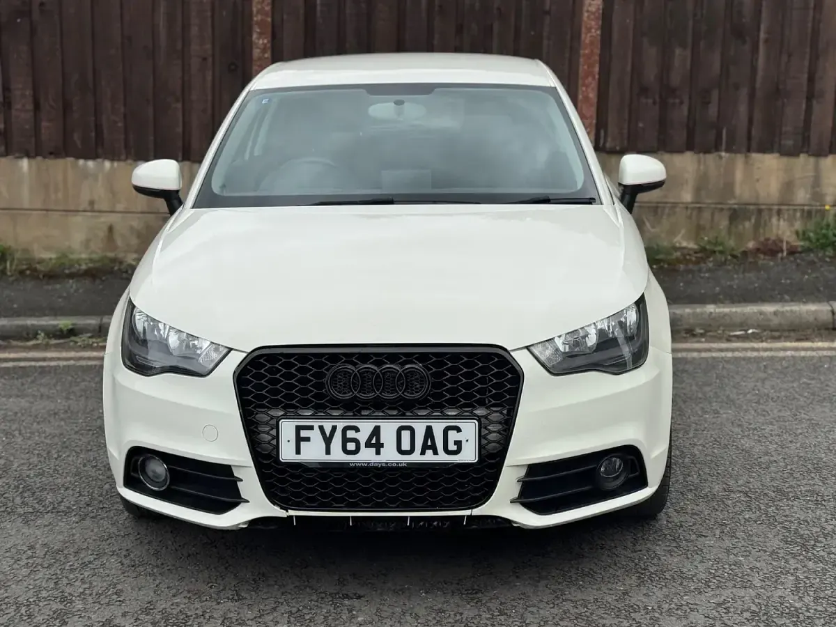 Used Audi A1 Sport 122 HP (89 kW) 2014 White Hatchback