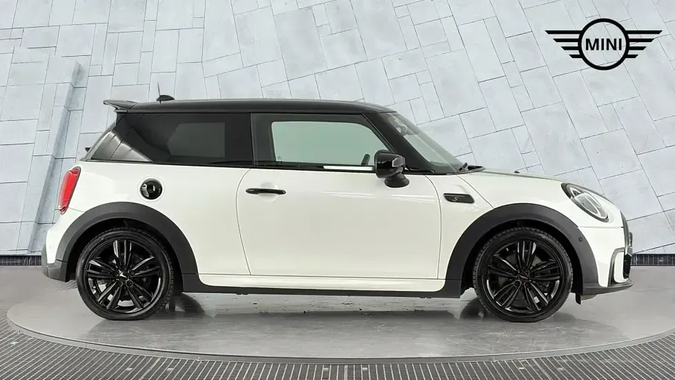 Used Mini Cooper S Hatch 176 HP (129 kW) 2023 White Hatchback