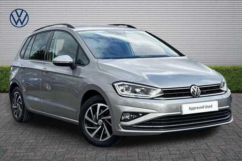 Used VW Golf VII Match 150 HP (110 kW) 2020 Tungsten silver Hatchback