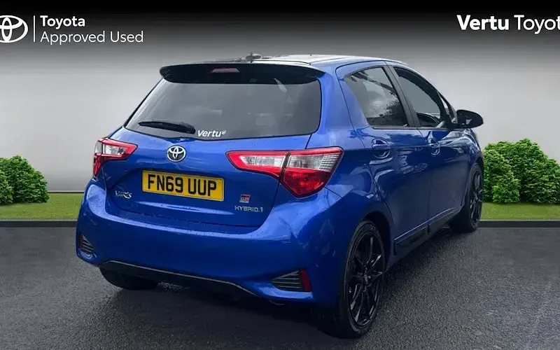 Used Toyota Yaris Hybrid Sport 101 HP (74 kW) 2019 Other Hatchback