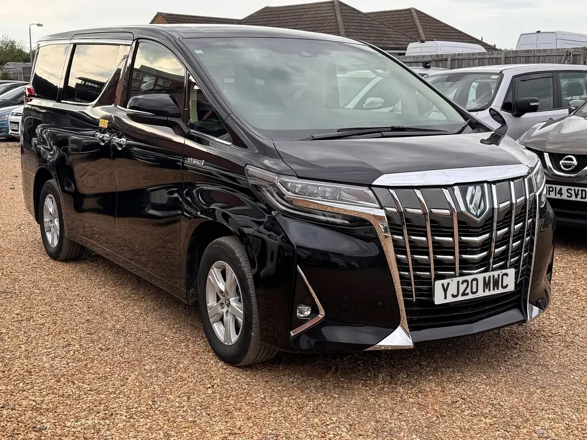 Used Toyota Alphard 190 HP (139 kW) 2025 Black MPV