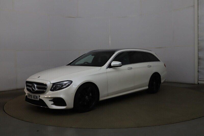 White Used 2019 Mercedes E220 AMG line Estate | £17,995 (Fair price) - Image 1/4