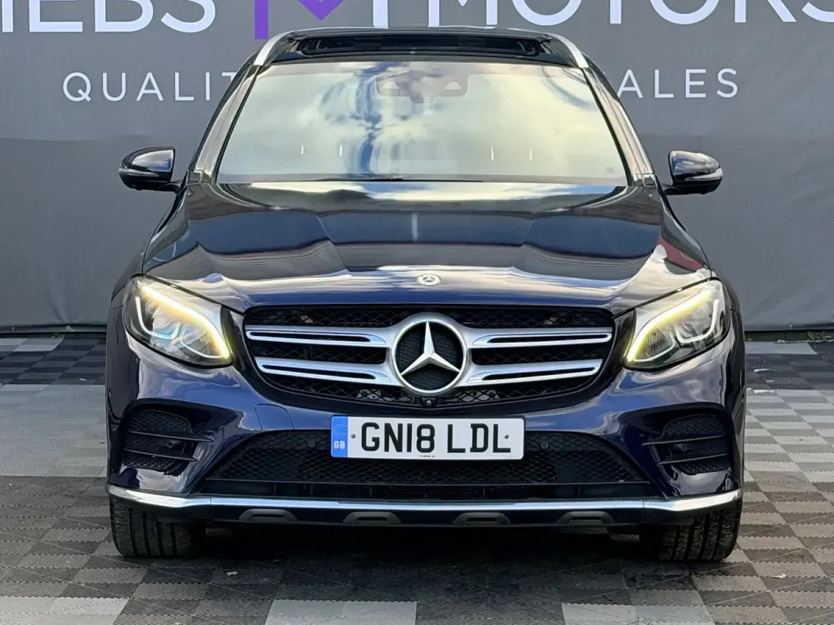 Käytetty Mercedes GLC350 AMG line 2018 Sininen Farmari