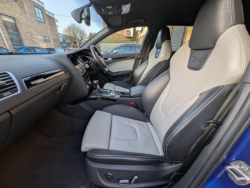 Used Audi S4 Business 333 HP (244 kW) 2015 Sepang blue Estate