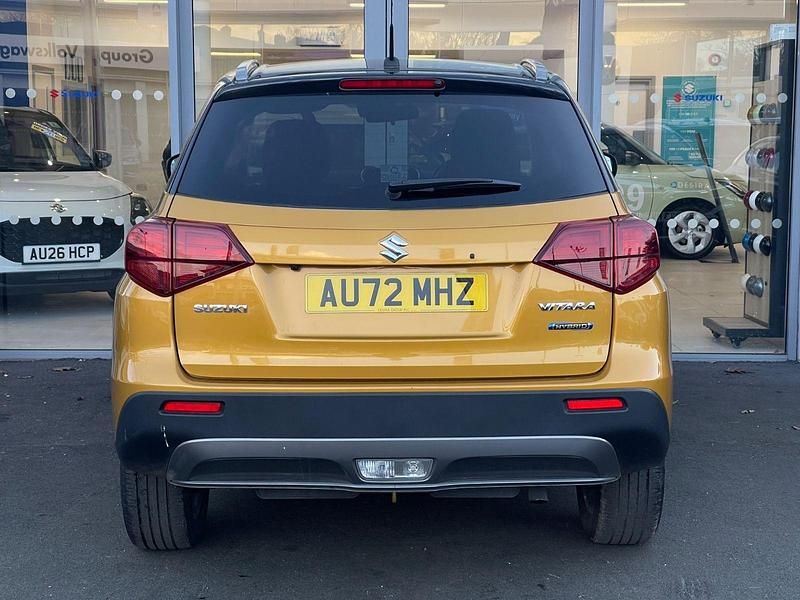 Used Suzuki Vitara SZ-T 2023 Dbh solar yellow/black SUV