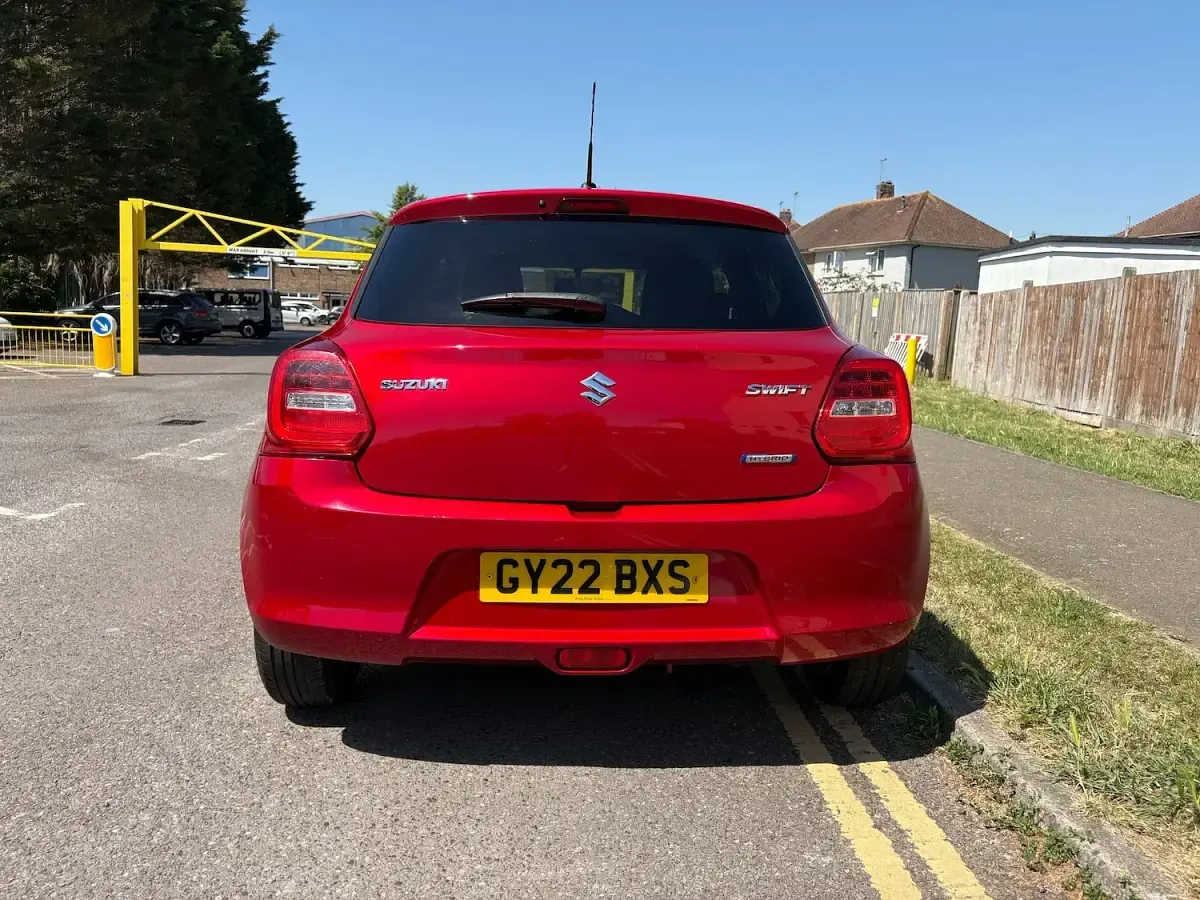 Used Suzuki Swift SZ-L 83 HP (61 kW) 2022 Red Hatchback