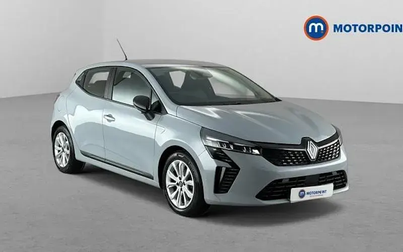 Used Renault Clio Evolution 90 HP (66 kW) 2024 Hatchback