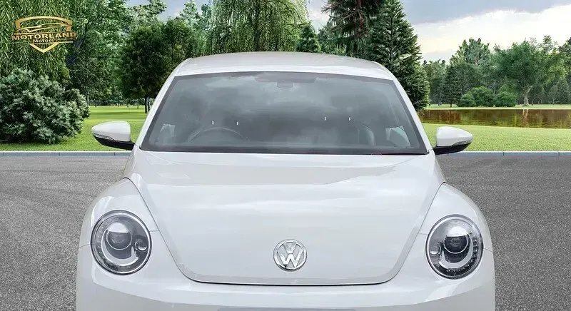 Used VW Beetle Design 105 HP (77 kW) 2013 White Hatchback