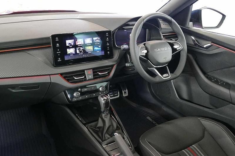 New Skoda Kamiq Monte Carlo 150 HP (110 kW) 2025 Red SUV