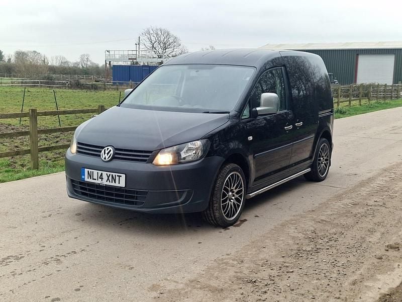 Used VW Caddy Startline 75 HP (55 kW) 2014 Black MPV