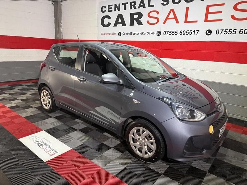 Used Hyundai i10 SE 66 HP (48 kW) 2017 Grey Hatchback