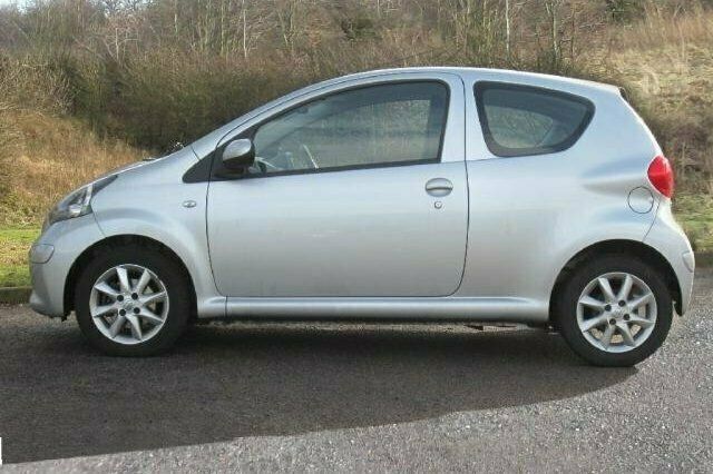 Used Toyota Aygo 67 HP (49 kW) 2008 Hatchback