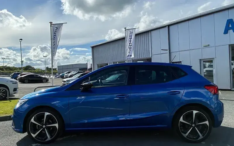 Used Seat Ibiza FR Sport 95 HP (69 kW) 2025 Hatchback