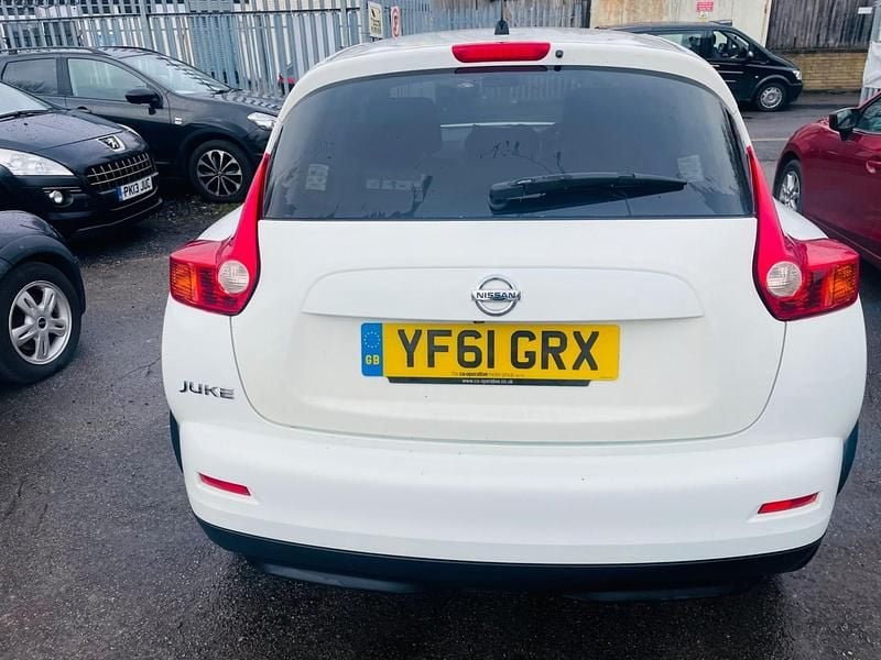 Used Nissan Juke Tekna 2011 White SUV