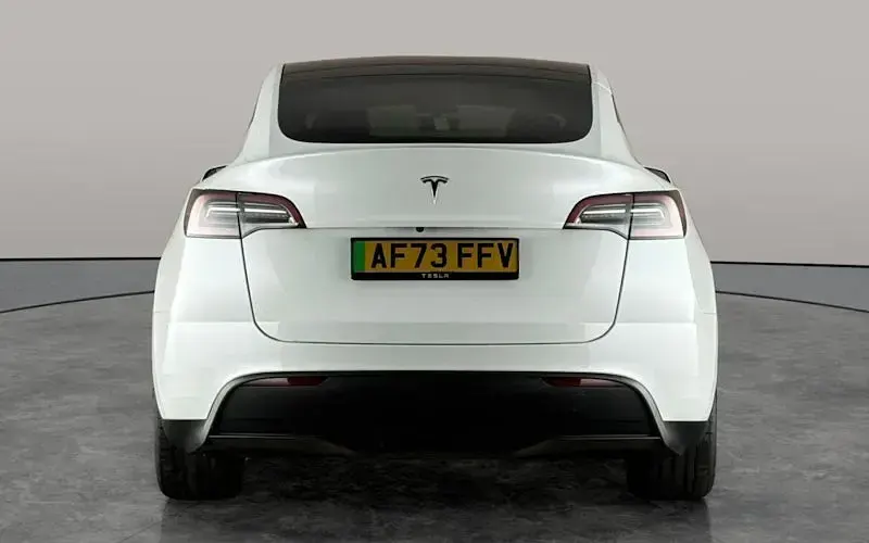 Used Tesla Model Y RWD 219 kW (299 HP) 2023 White SUV