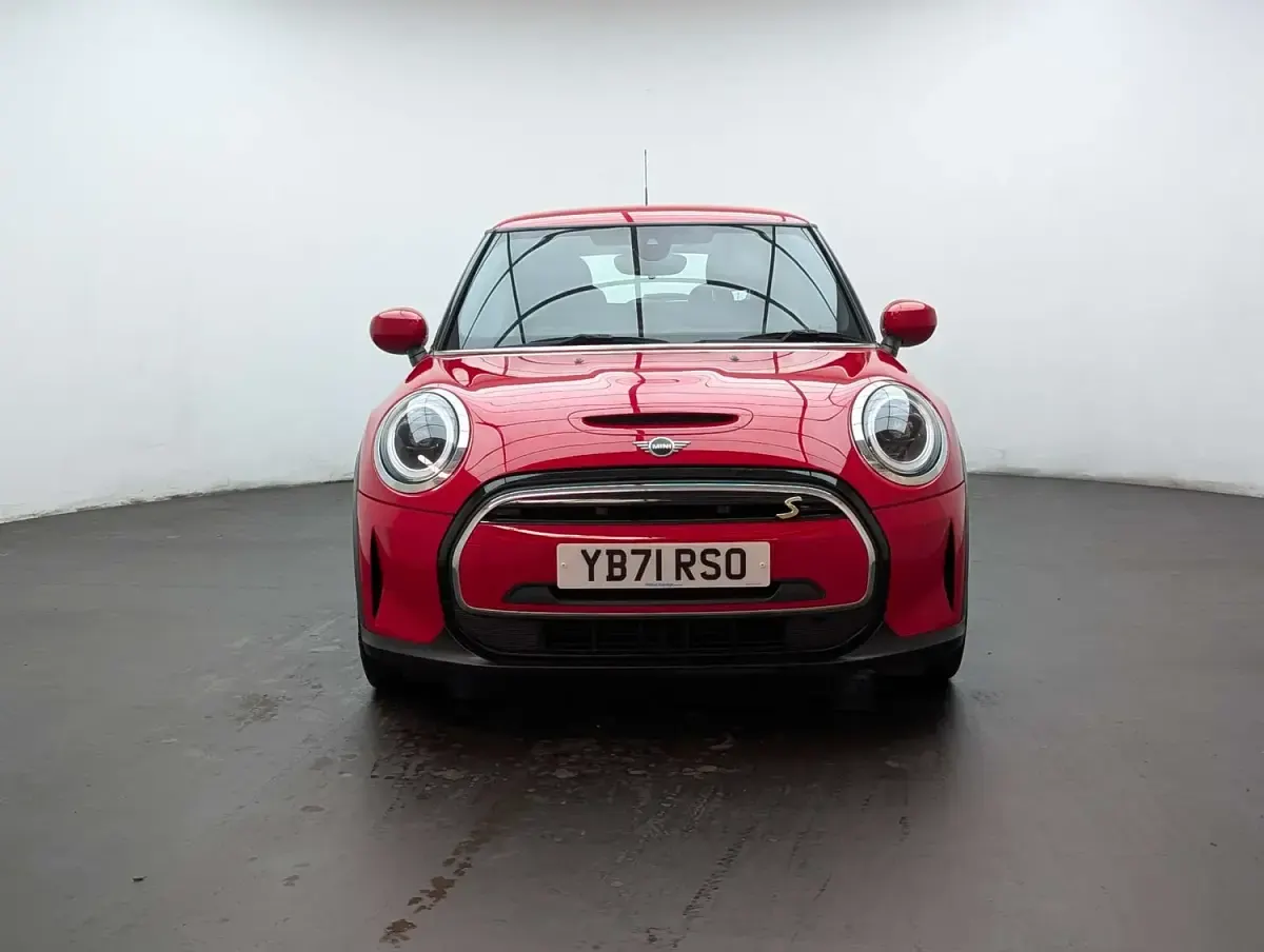 Used Mini Cooper S Hatch 135 kW (184 HP) 2022 Red Hatchback
