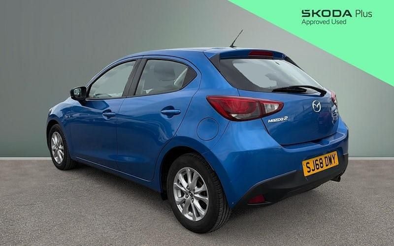 Begagnad Mazda 2 75 HK (55 kW) 2019 Halvkombi