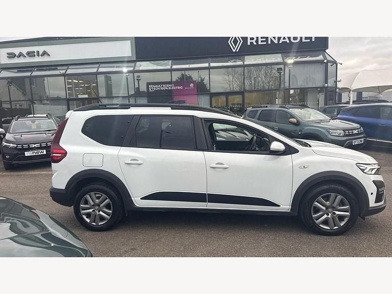 Used Dacia Jogger Comfort 2022 White MPV