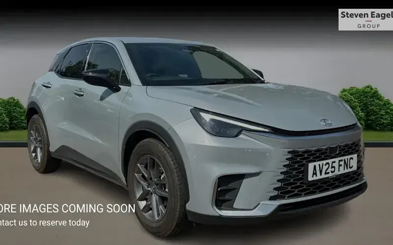 Used Lexus LBX 136 HP (100 kW) 2026 SUV