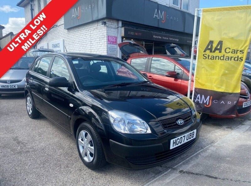 Black Used 2007 Kia Rio Hatchback | £2,995 (Fair price) - Image 1/4