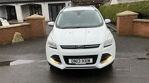 Used Ford Kuga Titanium 163 HP (119 kW) 2013 White SUV