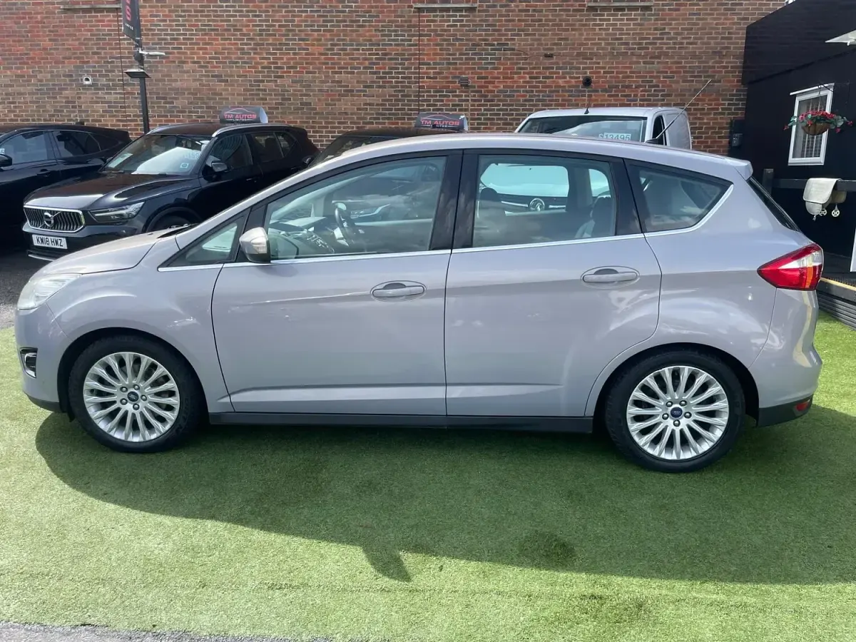 Used Ford C-MAX Titanium 2014 Silver MPV