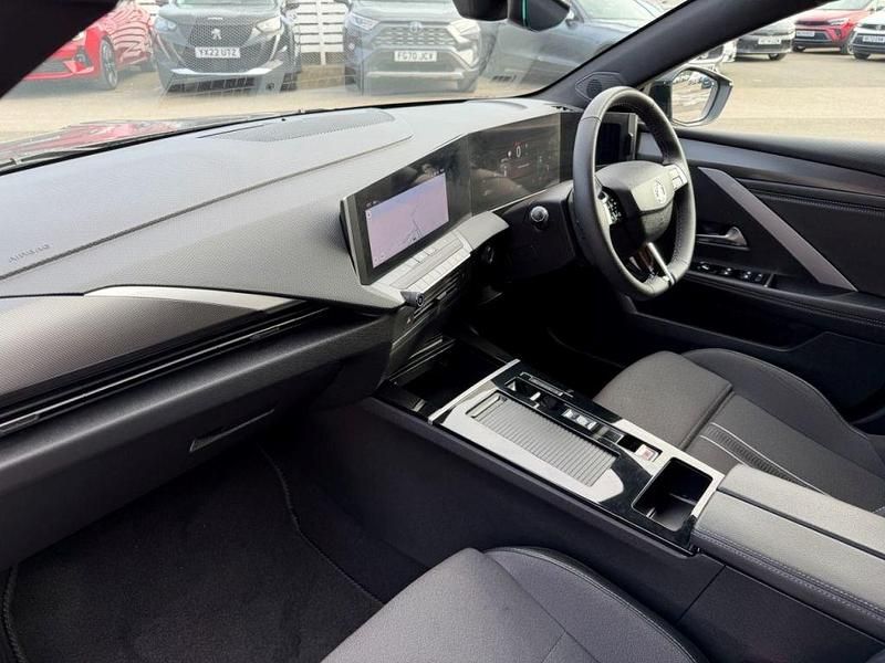 Używany Vauxhall Astra 130 KM (95 kW) 2025 Szary Kombi