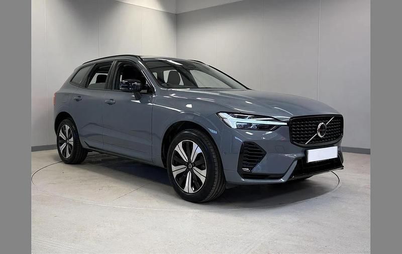 Used Volvo XC60 Plus 344 HP (253 kW) 2023 Grey SUV