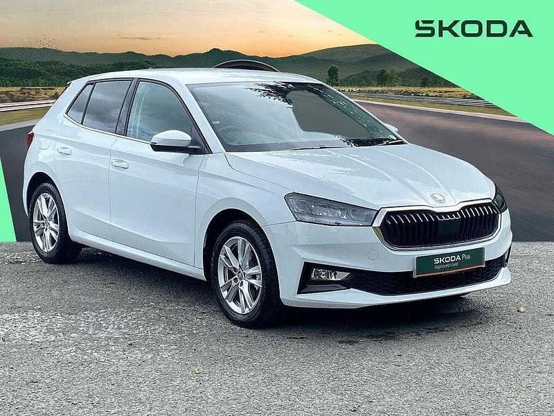 White Used 2025 Skoda Fabia SE L Hatchback | £18,260 (Fair price) - Image 1/4