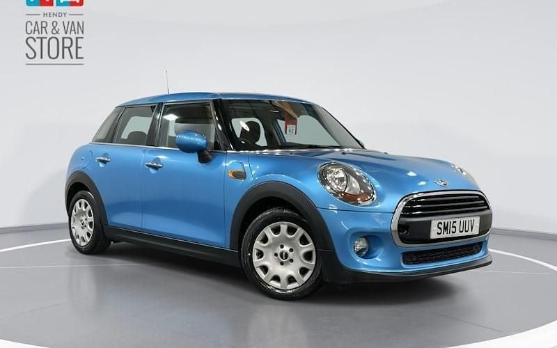 Blue Used 2015 Mini ONE Hatch Hatchback | £5,599 (Fair price) - Image 1/4