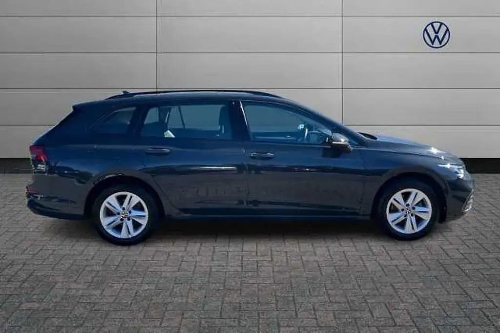Used VW Golf VIII 110 HP (80 kW) 2022