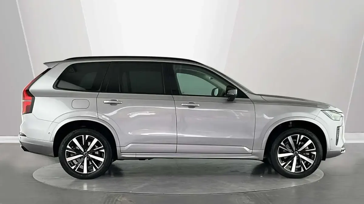 Used Volvo XC90 Plus 247 HP (181 kW) 2026 SUV