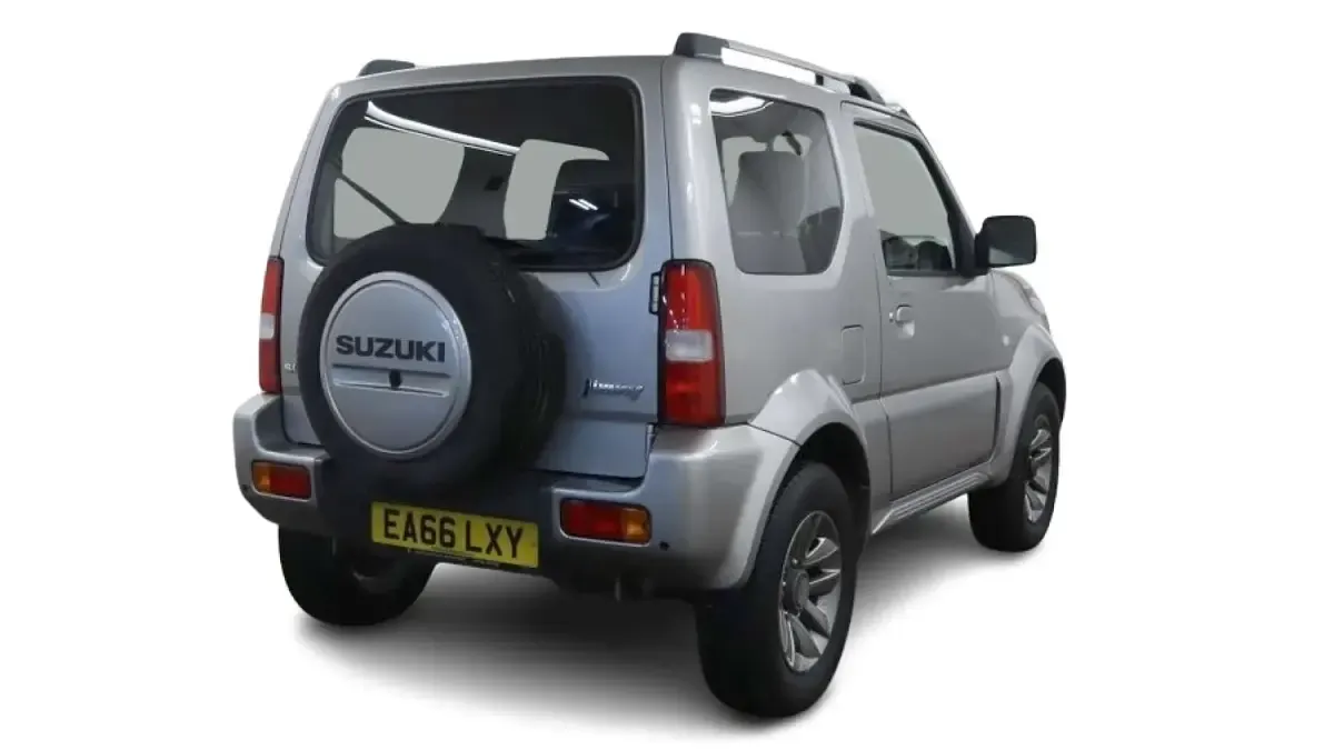 Used Suzuki Jimny SZ4 85 HP (62 kW) 2016 Silver SUV