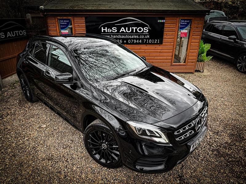 Used Mercedes GLA180 AMG line 122 HP (89 kW) 2020 Black SUV