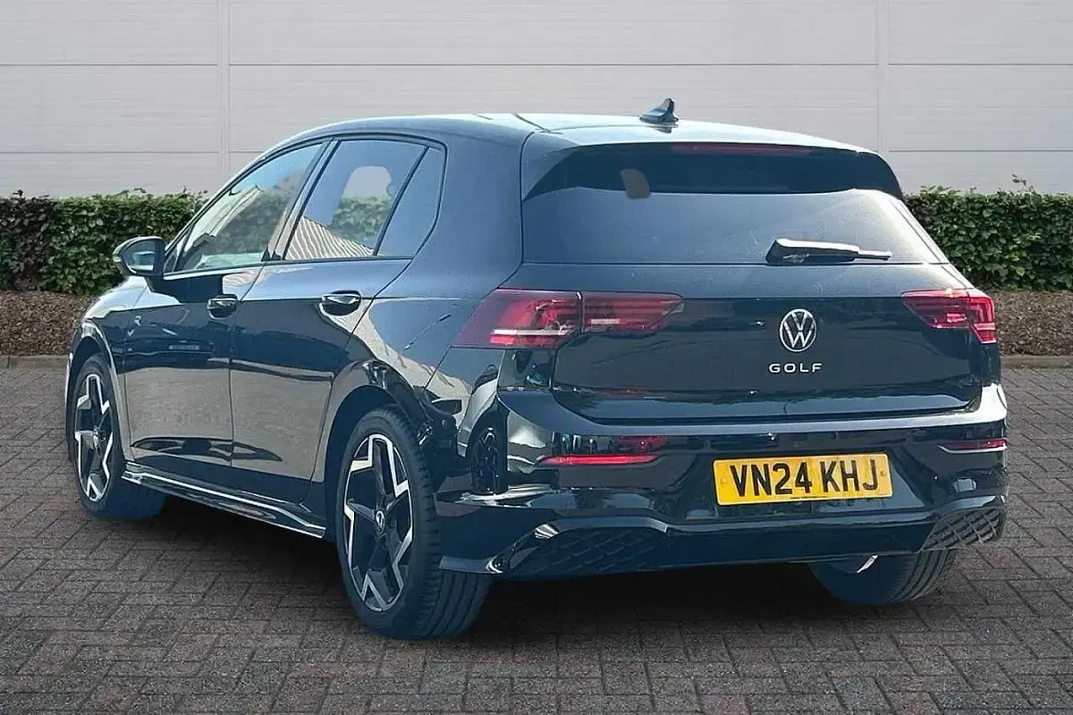 Used VW Golf VIII R-line 150 HP (110 kW) 2024 Black Hatchback
